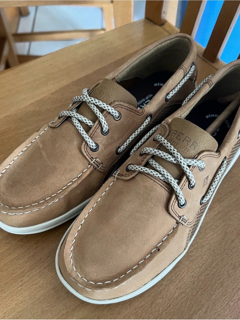 NEW-Sperry Kids Brown Leather Boat Shoes with White Laces 5